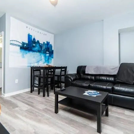 1St Floor - Free Parking - Washer & Dryer - Agh Pittsburgh Extérieur photo